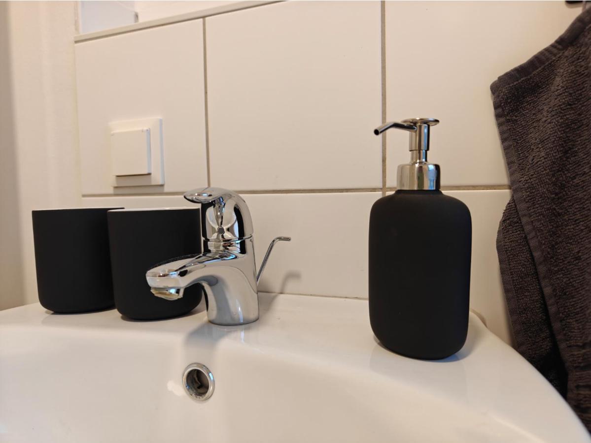 2Br Apartment, Parking, Wi-Fi, Tv In Berlin Karow Esterno foto